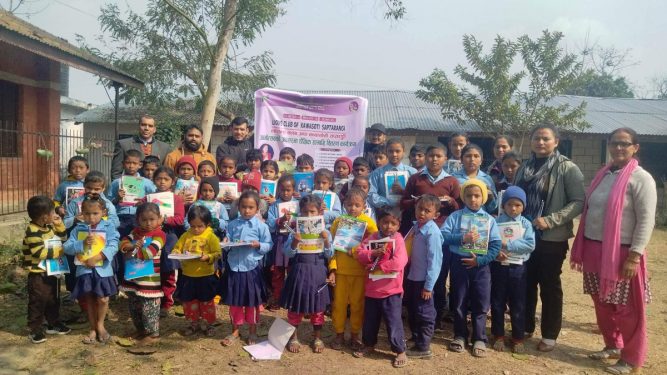 जन्मदिनमा लायन बस्यालद्वारा शैक्षिक सामाग्री सहयोग