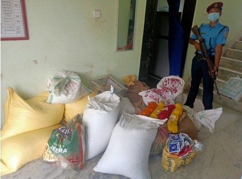 नवलपरासीमा अबैध मालसमान प्रहरीको नियन्त्रणमा