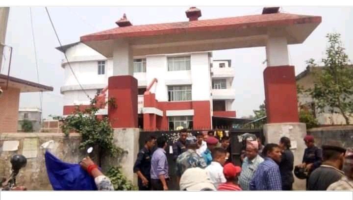 कावासोतीको मालपोतमा सेवाग्राही कुटिए