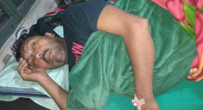 गैंडाको आक्रमणबाट घाईते देवचुलीका रानाभाटलाई उपचार खर्च अभाव