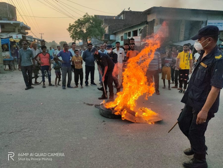 प्रदेश ५ को राजधानी भालुवाङ राख्ने प्रस्तावको विरोध गर्दै बहादुरगंजमा प्रदर्शन