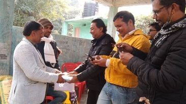 समय परिस्थीती र समसामायीक वातावरण अनुकुल सिरहाको लहान स्थीत एतिहासिक पर्यटकिय स्थल फुलबारी मेलामा आयोजना गरिएको पत्रकार महासँघ सिरहाको ११ औं सधारण सभा सफलताका साथ सम्पन्न भएको छ ।