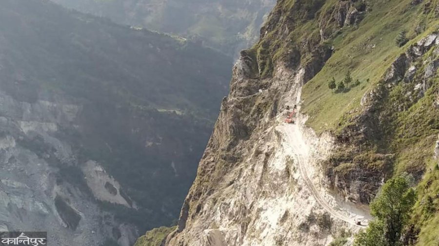 अजिंगर भीर फोरेर सडक
