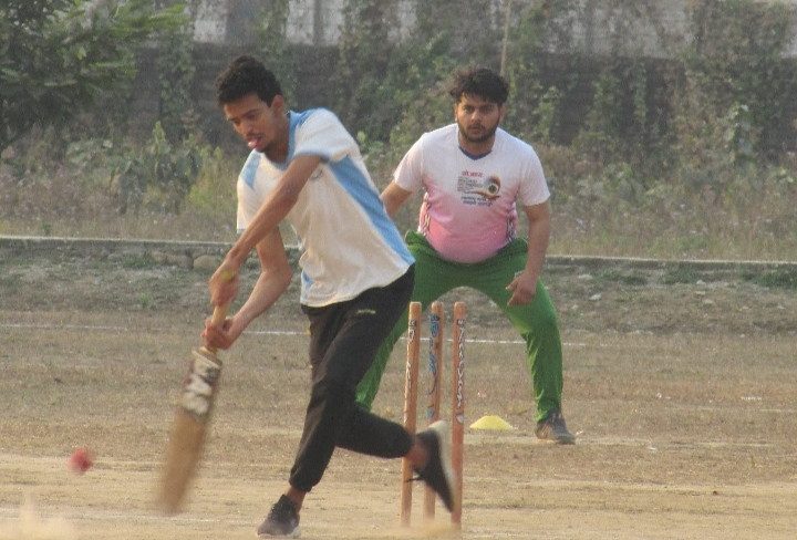 विश्व हिन्दु युवा संघ नवलपुरलाइ पराजित गर्दै एस एस युथ क्लब देवचुलि मेन्टर कपको दोस्रो चरणमा